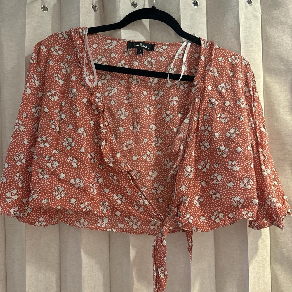 Lulu's Terracotta Floral Tie-Front Blouse